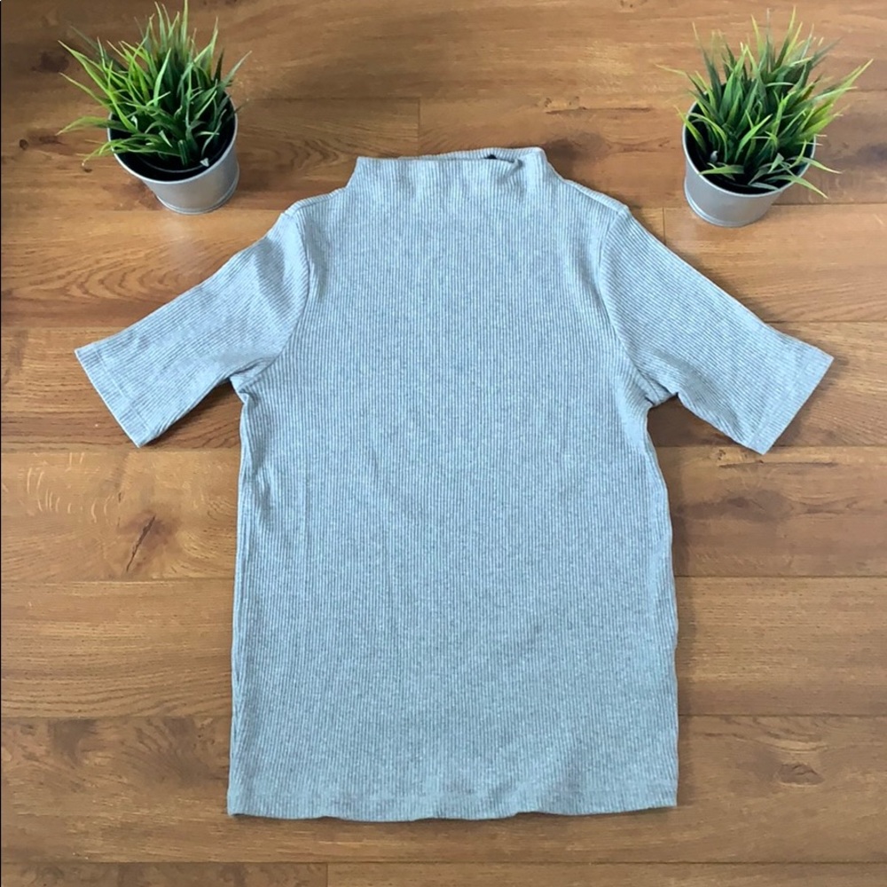 UNIQLO mock neck ribbed sweater - Picture 1 of 2